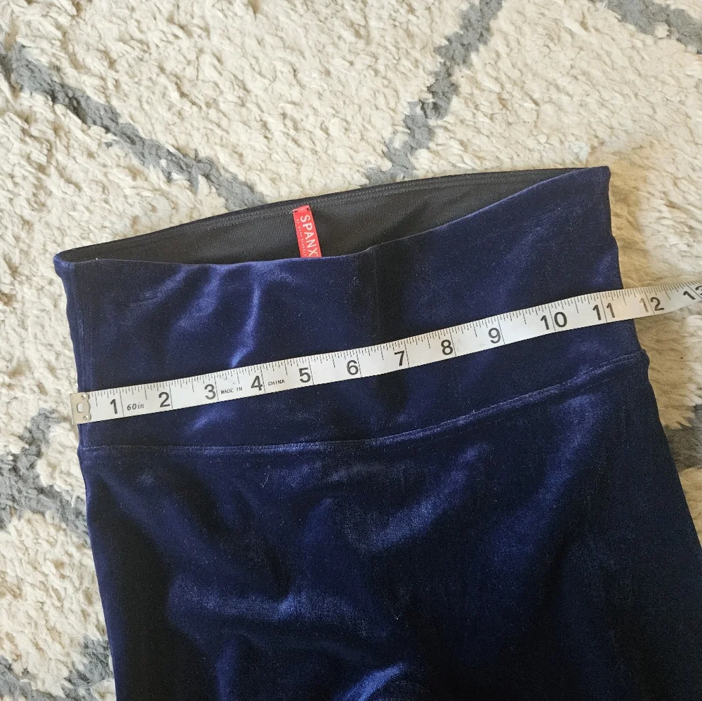 Spanx Velvet Full Length Leggings Tights Small - Picture 4 of 6